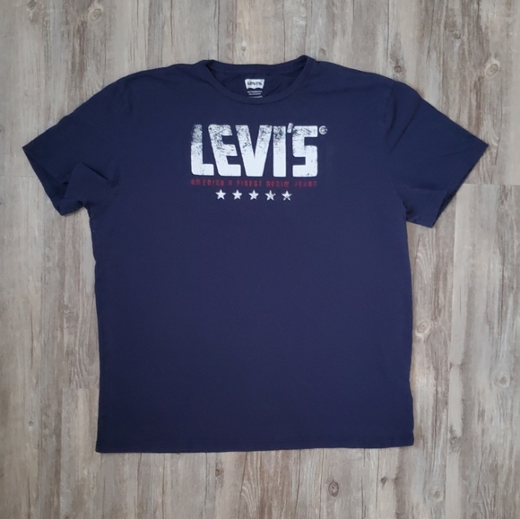 Levi's Other - Levi's tshirt